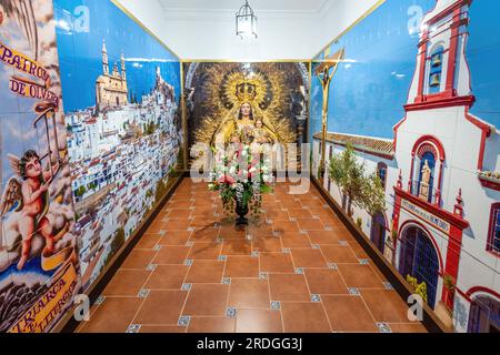 Mosaike mit der Jungfrau von Los Remedios im Los Remedios Sanctuary - Olvera, Andalusien, Spanien Stockfoto