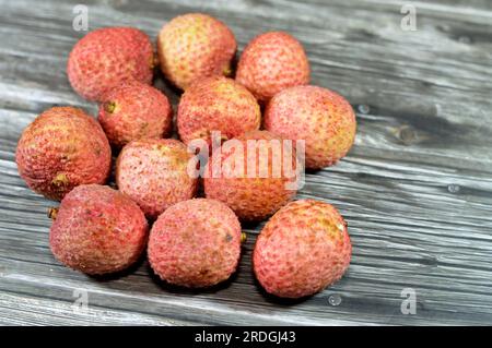 Lychee Fruit, Litchi chinensis, ein monotypes Taxon und das einzige Mitglied der Gattung Litchi in der Seifenbeerfamilie, Sapindaceae, ein einheimischer tropischer Baum Stockfoto