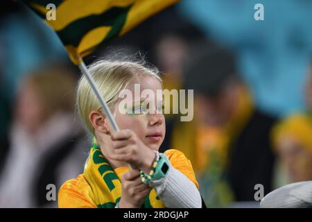 Sydney, NSW, Australien. 20. Juli 2023. Juli 20, Sydney, Australien, die Fans Australiens vor dem Start des FIFA Women's World Cup 2023 Fußballspiels zwischen den Australia Matildas und Irland im Stadium Australia in Sydney. Australian gewann das Spiel 1-0. (Kreditbild: © Danish Ravi/ZUMA Press Wire) NUR REDAKTIONELLE VERWENDUNG! Nicht für den kommerziellen GEBRAUCH! Stockfoto