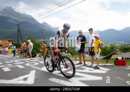 Domancy, Frankreich 18. Juli 2023: MATTEO TRENTIN (Team der Vereinigten Arabischen EMIRATE, VAE) in der Zeitversuchsphase der Tour de France. Stockfoto