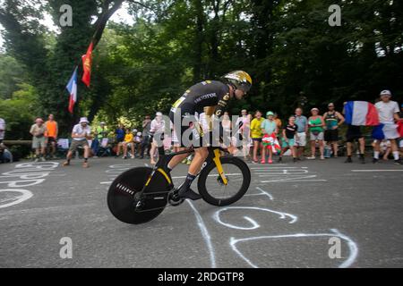 TIESJ BENOOT (JUMBO-VISMA NED) im Zeitversuch der Tour de France. Stockfoto