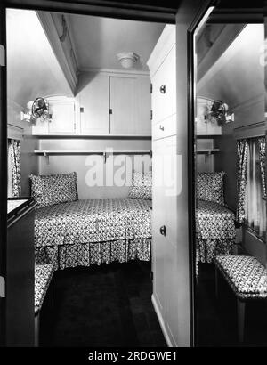 Montreal, Kanada: Mai 1939, das Schlafzimmer des Königs im Königszug, mit dem König George VI. Und Königin Elizabeth mit der Canadian National Railways durch Kanada von Quebec nach Vancouver fahren werden. Stockfoto