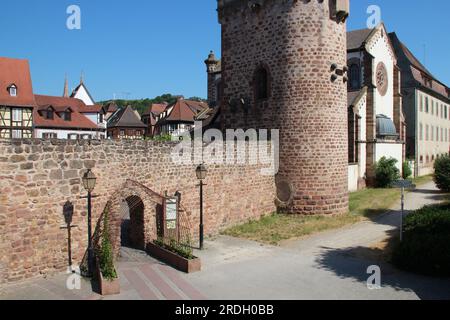 Stadtmauern in obernai im elsass (frankreich) Stockfoto