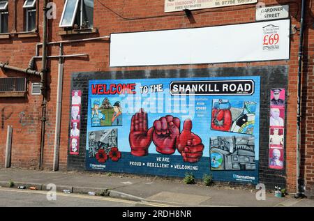 Willkommensschild auf der Shankill Road in Belfast Stockfoto