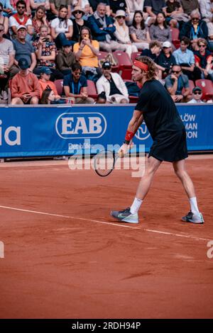 Båstad, Schweden. 2023 07 21. Andrey Rublev schlägt Alexander Zverev im Viertelfinale Daniel Bengtsson Stockfoto