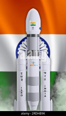 PUNE, INDIEN, 15. JULI 2023 Chandrayaan 3 auf dem Mond mit dem Hintergrund der indischen Wellenflagge verschwommen. Einige Elemente dieses Bildes wurden von der NASA und der ISRO bereitgestellt. ich bin es Stockfoto