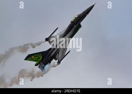 Die belgische Luftwaffe F-16AM Fighting Falcon zeigt auf der Royal International Air Tattoo 2023. Stockfoto