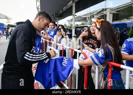 Thailand. 21. Juli 2023. Harry Winks aus Leicester City kommt vor einer Pressekonferenz am Flughafen Suvarnabhumi an. (Foto: Amphol Thongmueangluang/SOPA Images/Sipa USA) Guthaben: SIPA USA/Alamy Live News Stockfoto