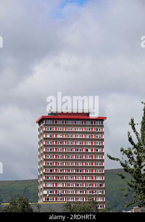 Divis Tower im katholischen Viertel Belfast Stockfoto