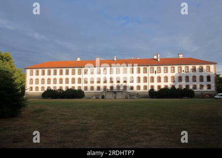 Schloss Elisabethenburg, 1690 von hinten erbaut, mit Schlossgärten, Meiningen, Thüringen, Deutschland Stockfoto