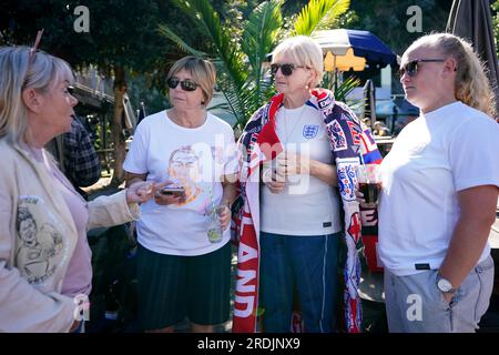 Die englische Fangruppe Free Lions erkundet die Stadt vor der FIFA Women's World Cup 2023, dem Spiel der Gruppe D im Brisbane Stadium, Brisbane. Bilddatum: Samstag, 22. Juli 2023. Stockfoto