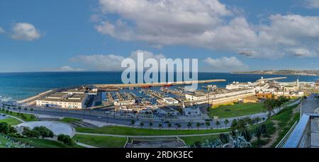 Malerischer Blick auf den Nouveau Port de Peche in Tanger, Marokko Stockfoto