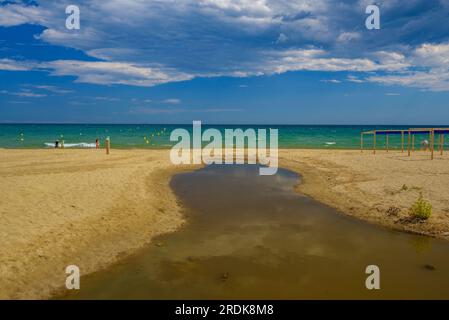 Barenys Schlucht am Strand Ponent in Salou und Strand Cap de Sant Pere in Cambrils (Tarragona, Katalonien, Spanien) Stockfoto