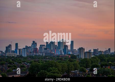 Blick auf Canary Wharf von East London, London Stockfoto