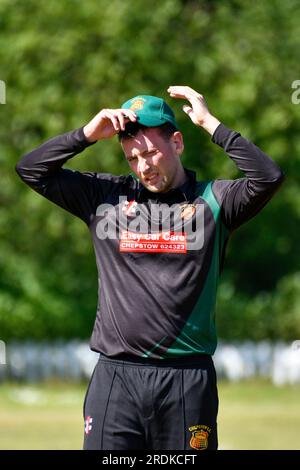 Clydach, Wales. 3. Juni 2023 Gareth Ansell von Chepstow während des Zweiten Spiels der South Wales Premier Cricket League Division zwischen Clydach und Chepstow im Waverley Park in Clydach, Wales, UK am 3. Juni 2023. Kredit: Duncan Thomas/Majestic Media. Stockfoto