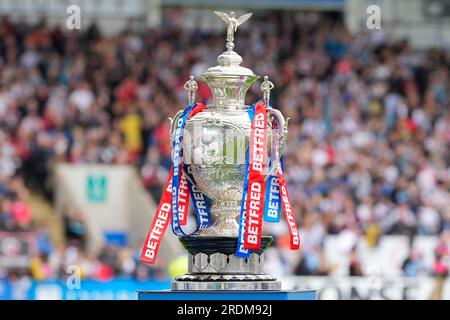 Der Betfred Challenge Cup, ausgestellt vor dem Halbfinalspiel Leigh Leopards vs St Helens im Halliwell Jones Stadium, Warrington, Großbritannien, 22. Juli 2023 (Foto von Steve Flynn/News Images) in Warrington, Großbritannien, am 7./22. Juli 2023. (Foto: Steve Flynn/News Images/Sipa USA) Stockfoto