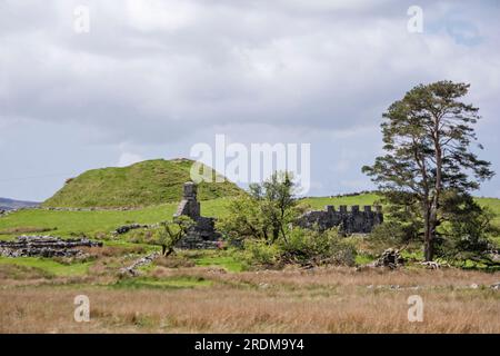 Ein normannisches Schloss motte (c1095) innerhalb der Grenze von Tomen y Mur (140AD) ein römisches Fort in der Nähe von Trawsfynydd, Nordwales Stockfoto