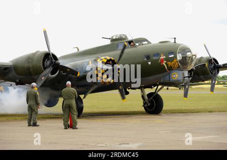 Boeing, B-17, 124485, G-BEDF, Sally B, Duxford, Stockfoto