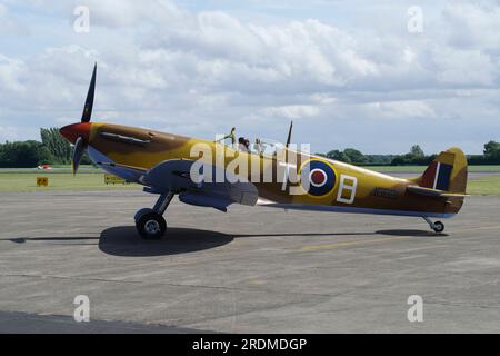 Vickers Supermarine Spitfire VC, JG891, G-LFVC, Flying Legends 2023, Church Fenton, Leeds, Stockfoto