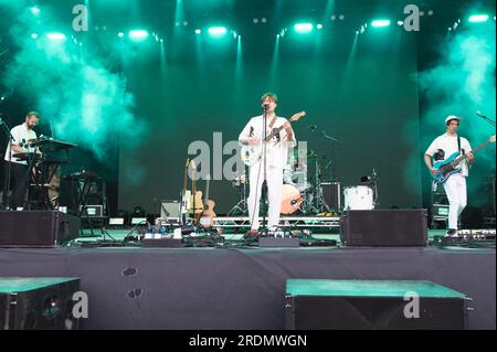 DJANGO DJANGO Band trat am 21. Juli 2023 während des Blue Dot Festivals 2023 in der Jodrell Bank, Cheshire-UK, in der Lovell Stage auf. Stockfoto