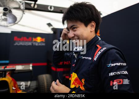 Mogyorod, Hongrie. 22. Juli 2023. IWASA Ayumu (jpn), DAMS, Dallara F2, Portrait während der 9. Runde der FIA-Formel-2-Meisterschaft 2023 vom 21. Bis 23. Juli 2023 auf dem Hungaroring, in Mogyorod, Ungarn - Photo Sebastian Rozendaal/Dutch Photo Agency/DPPI Credit: DPPI Media/Alamy Live News Stockfoto