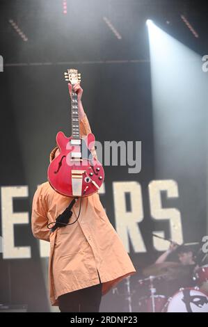 22. Juli 2023, Sheffield, South Yorkshire, U.K: Courteners , Performing at Tramlines Festival,Sheffield , UK , 22.07.2023 (Credit Image: © Robin Burns/ZUMA Press Wire) NUR REDAKTIONELLE VERWENDUNG! Nicht für den kommerziellen GEBRAUCH! Stockfoto