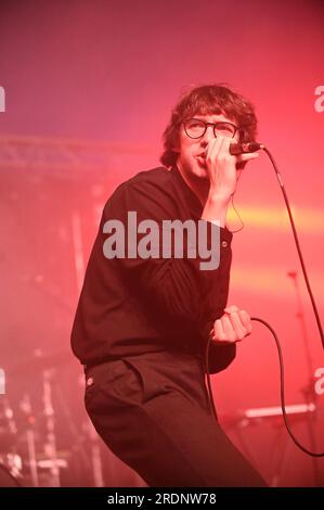 22. Juli 2023, Sheffield, South Yorkshire, U.K: Spector,Performing at Tramlines Festival,Sheffield , UK , 22.07.2023 (Kreditbild: © Robin Burns/ZUMA Press Wire) NUR REDAKTIONELLE VERWENDUNG! Nicht für den kommerziellen GEBRAUCH! Stockfoto