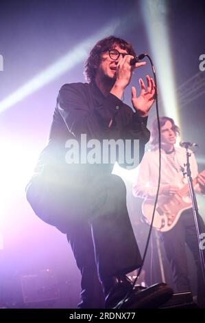 22. Juli 2023, Sheffield, South Yorkshire, U.K: Spector,Performing at Tramlines Festival,Sheffield , UK , 22.07.2023 (Kreditbild: © Robin Burns/ZUMA Press Wire) NUR REDAKTIONELLE VERWENDUNG! Nicht für den kommerziellen GEBRAUCH! Stockfoto