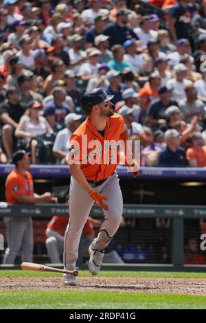 Juli 19 2023 Houston Right Fielder Chas McCormick (6) trifft während des Spiels mit Houston Astros und Colorado Rockies im Coors Field in Denver Co. Einen Homer David Seelig/Cal Sport medi(Kreditbild: â David Seelig / Cal Sport Media/Cal Sport Media) (Kreditbild: © David Seelig / Cal Sport Media/Cal Sport Media) Stockfoto