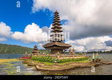 Pura Ulun Danu Bratan, ein hinduistischer Shaivite-Tempel in Bali, Indonesien. Stockfoto
