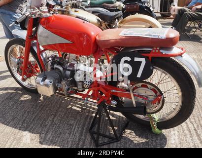 Douglas Motorrad in der Douglas Cavalcade, Warmley, Mai 2023 Stockfoto