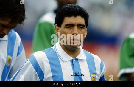 Orlando, Vereinigte Staaten. 23. Juli 2023. firo, 06/25/1994 Bild archivieren, Foto archivieren, archivieren, Fotos archivieren Fußball, Fußball, WELTMEISTERSCHAFT 1994 USA Gruppenphase, Gruppe D: Argentinien - Nigeria 2:1 Diego Maradona, Halbziffer Kredit: dpa/Alamy Live News Stockfoto