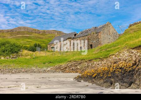 Coroghan Barn, Insel Canna, Schottland. Ein Gemeinschaftsprojekt auf der Insel Canna, um eine stillgelegte Scheune in eine Scheune zu verwandeln, die Mo trifft Stockfoto