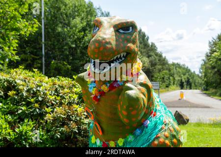 Kunststoff Dinosaurier am Caskieberran Kreisverkehr in Glenrothes Fife Schottland. Stockfoto