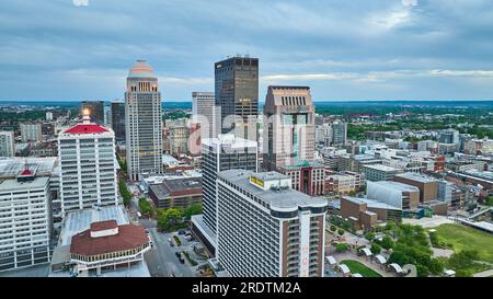 Wolkenkratzer Bürogebäude in der Innenstadt Louisville Kentucky Stockfoto