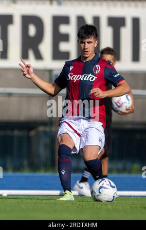 Tommaso Corazza (Bologna) während des italienischen Spiels „Serie A“ zwischen Bologna 2-2 Palermo im Quercia Stadium am 22. Juli 2023 in Rovereto, Italien. Kredit: Maurizio Borsari/AFLO/Alamy Live News Stockfoto