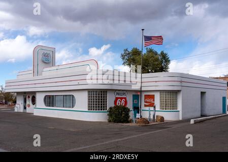 66 Diner, ein Restaurant im Stil der 50er Jahre an der Route 66, The Mother Road, Central Avenue, in Albuquerque, New Mexico, USA. Stockfoto