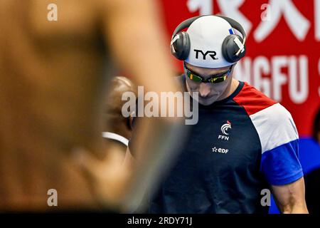 Fukuoka, Japan. 23. Juli 2023. Maxime Grousset aus Frankreich bereitet sich auf das Halbfinale des Men's Butterfly 50m während der Aquatics World Championships 20. in der Marine Messe Hall A in Fukuoka (Japan) am 23. Juli 2023 vor. Kredit: Insidefoto di andrea staccioli/Alamy Live News Stockfoto