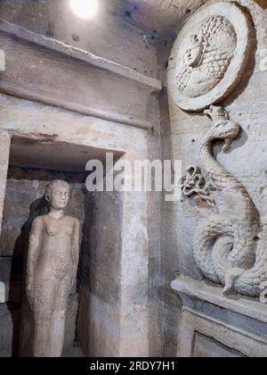 Die Katakomben von Kom El Shoqafa (Hügel der Shards) sind eine berühmte archäologische Stätte in Alexandria, Ägypten. Die Nekropole enthält Alexandrian To Stockfoto