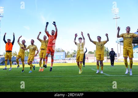 Sandefjord, Norwegen, 23. Juli 2023. Die Spieler von Bodø/Glimt feiern nach ihrem 2-5-Sieg im Spiel zwischen Sandefjord und Bodø/Glimt in der Release Arena in Sandefjord. Kredit: Frode Arnesen/Alamy Live News Stockfoto