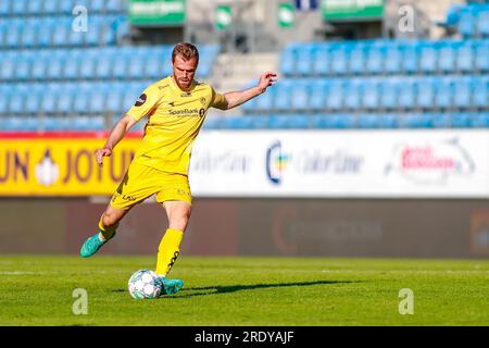 Sandefjord, Norwegen, 23. Juli 2023. Bodø/Glimts Brede Moe auf dem Ball im Spiel zwischen Sandefjord und Bodø/Glimt in der Release Arena in Sandefjord. Kredit: Frode Arnesen/Alamy Live News Stockfoto