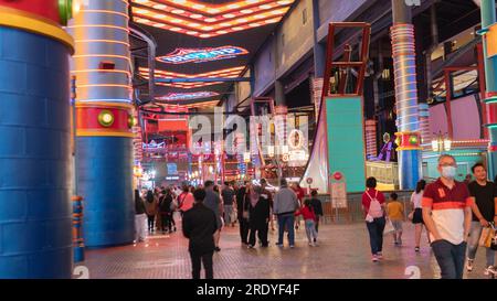 Genting Highlands, Pahang Malaysia, 24. Juli 23 - Selektive Fokussierung innerhalb der First World Plaza auf Genting Highlands. Es ist ein Einkaufszentrum, das Stockfoto