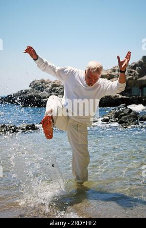 DJ Ötzi, bürgerlich Gerhard Gerry Friedle, im Urlaub im sonnigen Süden, 2000. Stockfoto