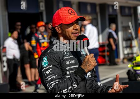 Budapest, Ungarn. 23. Juli 2023. HUNGARORING, UNGARN - JULI 22: Lewis Hamilton, Mercedes F1 F1 W14 nach Qualifikation vor dem Grand Prix F1 von Ungarn am 22. Juli 2023 in Budapest, Ungarn. (Foto: Michael Potts/BSR Agency) Kredit: BSR Agency/Alamy Live News Stockfoto