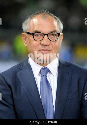 ARCHIVFOTO: Felix MAGATH wird am 28. Juli 2023 70 Jahre alt, Coach Felix MAGATH (WOB), Portrait, Portrait, Head, Football 1. Bundesliga, Matchday 27, VfL Wolfsburg (WOB) - HSV Hamburg Hamburg (HH) 2: 1, am 23. März 2012 in Wolfsburg/Deutschland Stockfoto