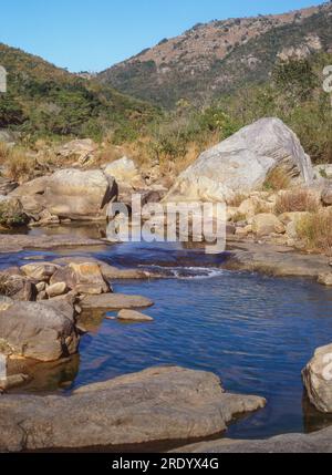 Die vom Mzimkulwana River geschnittene Oribi Gorge ist ein Canyon in der südlichen Provinz KwaZulu-Natal, Südafrika, etwa 120 km südlich von Durban. Stockfoto