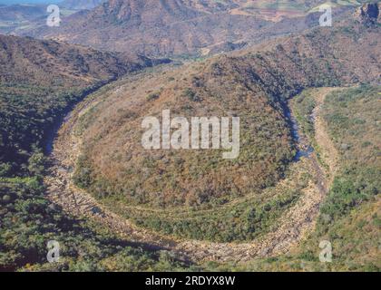 Horseshoe Bend in der Oribi-Schlucht, die vom Mzimkulwana River geschnitten wird, im südlichen KwaZulu-Natal, Südafrika, etwa 120 km südlich von Durban. Stockfoto