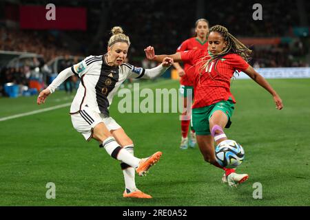 Melbourne, Australien. 24. Juli 2023. Melbourne, Australien, Juli 24. 2023: Svenja Huth (9 Deutschland) kreuzt den Ball während des FIFA Womens World Cup 2023 Group H Fußballspiels zwischen Deutschland und Marokko im Melbourne Rectangular Stadium in Melbourne, Australien. (James Whitehead/SPP) Kredit: SPP Sport Press Photo. Alamy Live News Stockfoto