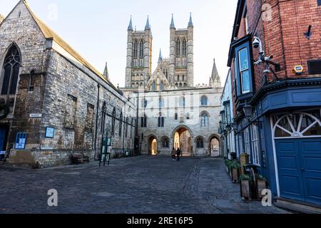 Lincoln Cathedral, Lincoln Castle Square, Lincoln UK, Lincoln City, Lincoln England, Kathedrale, Burgplatz, Städte, Stadt, historisch, Historie, Stockfoto
