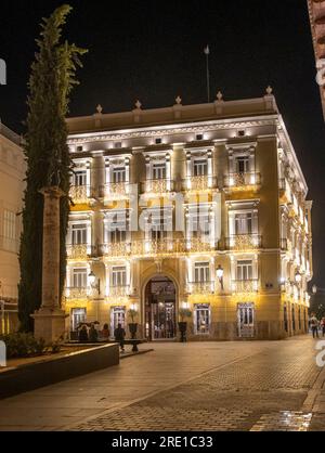Plaza Manises mit dem 5-Sterne-Hotel Palacio Vallier Stockfoto